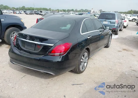 2019 Mercedes-Benz C 300 из США, поврежденный, VIN 55SWF8DB5KU311624